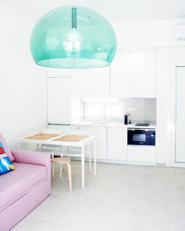 Splash Suites With Private Pools 尼基亚娜 外观 照片