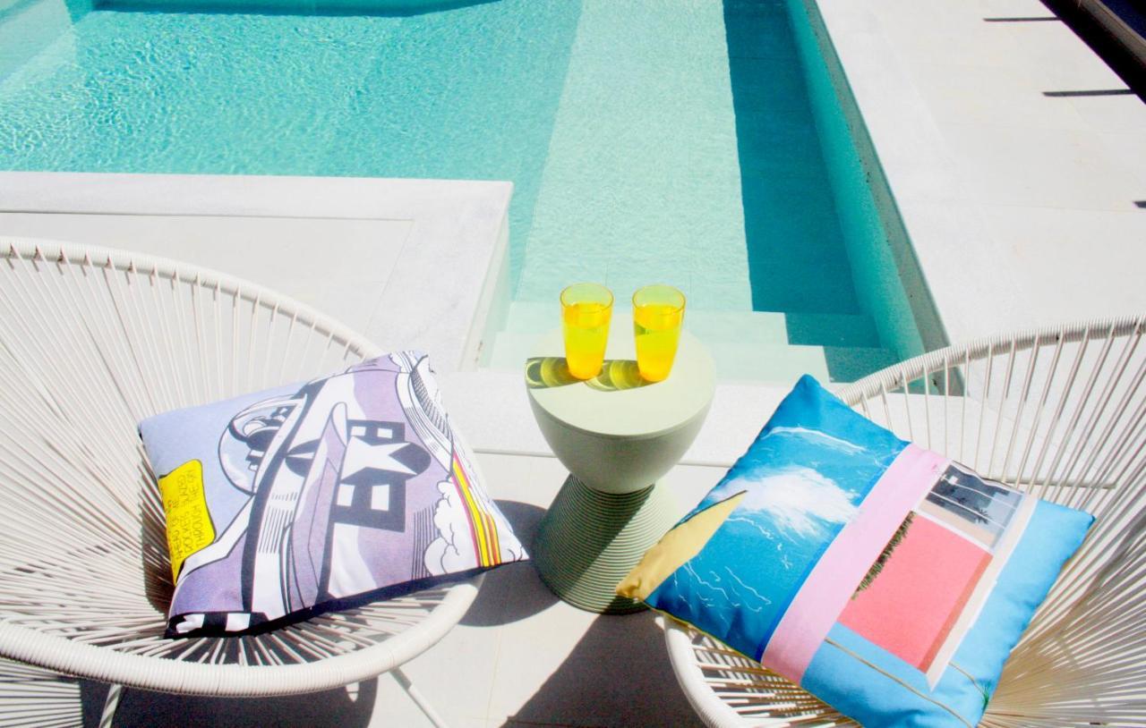 Splash Suites With Private Pools 尼基亚娜 外观 照片